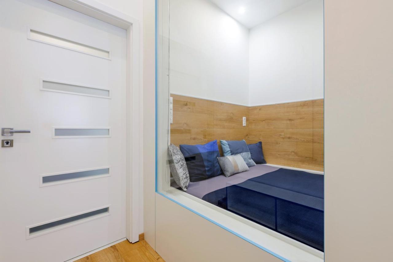 Amber / Navy Design With A/c Apartament Budapesta
