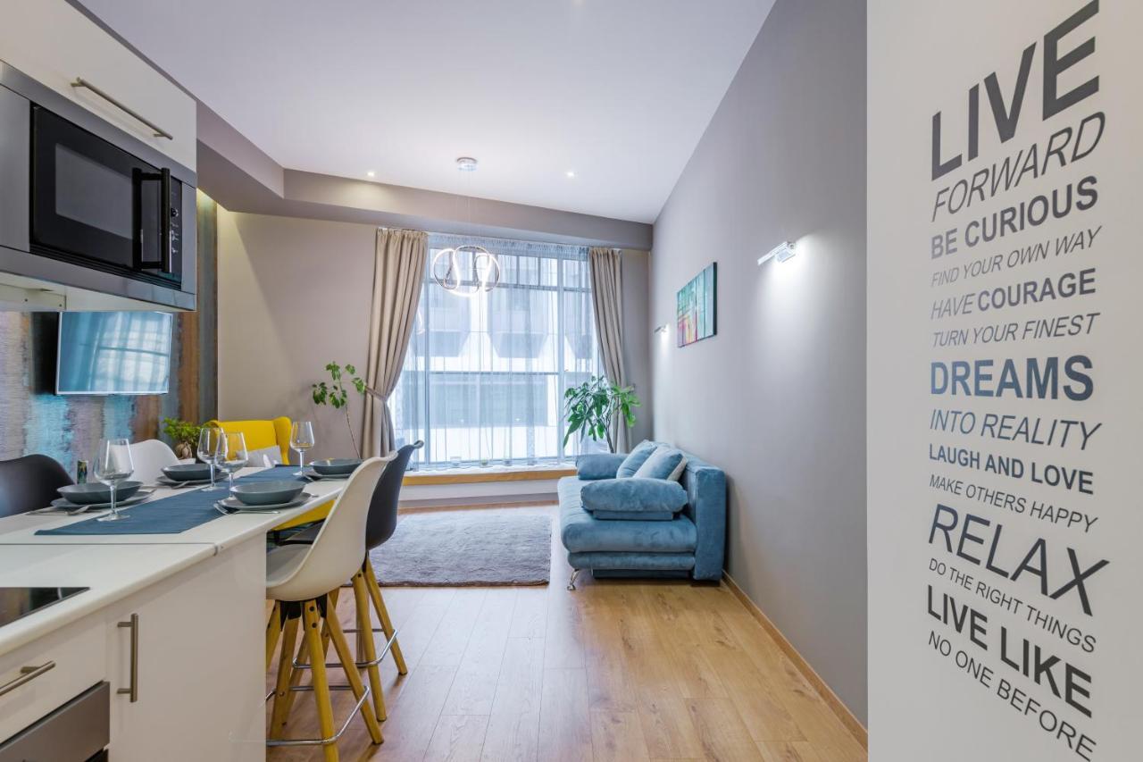 Amber / Navy Design With A/c Apartament Budapesta